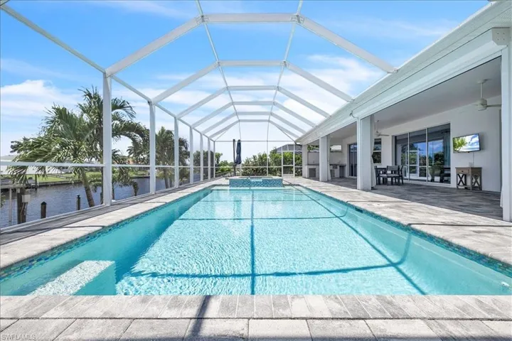 2918 Se 10th Pl, Cape Coral, Florida 33904