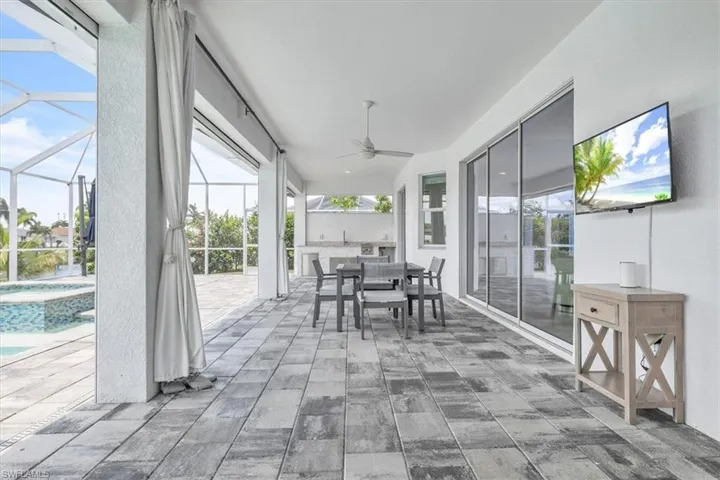 2918 Se 10th Pl, Cape Coral, Florida 33904