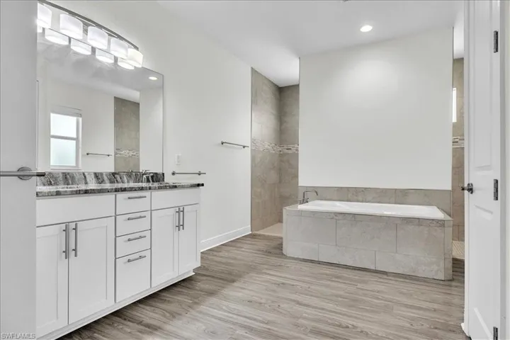 2918 Se 10th Pl, Cape Coral, Florida 33904