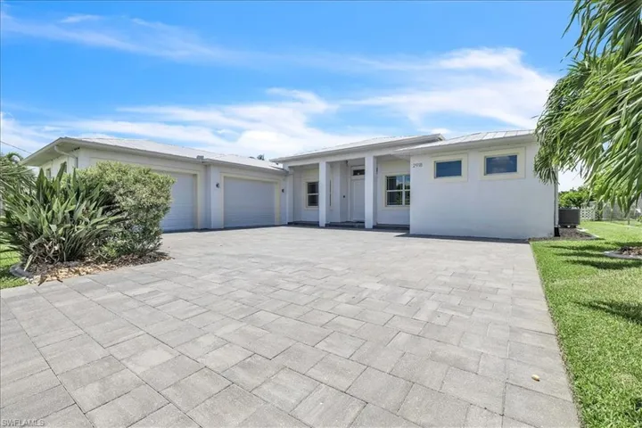 2918 Se 10th Pl, Cape Coral, Florida 33904