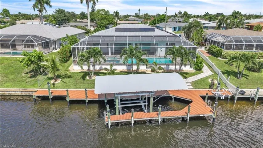 2918 Se 10th Pl, Cape Coral, Florida 33904