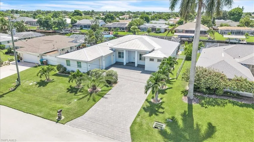 2918 Se 10th Pl, Cape Coral, Florida 33904