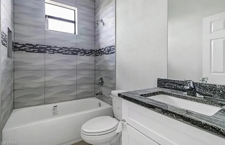 408 Chiquita Blvd N, Cape Coral, Florida 33993