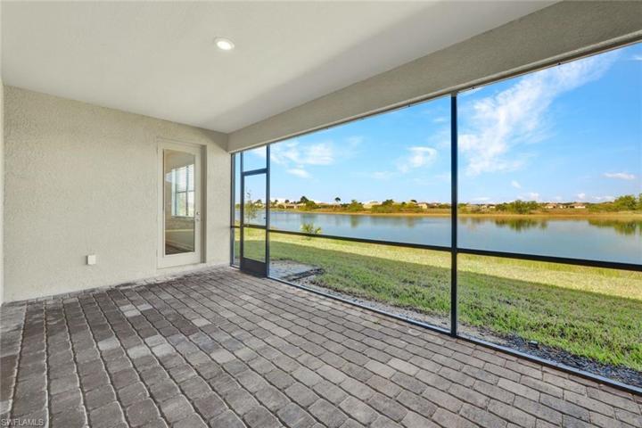 1447  Birdie  DR, Naples, FL 34120