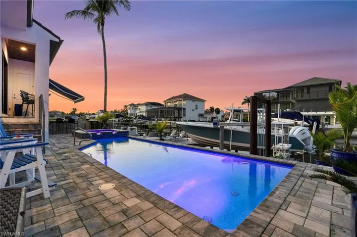 427 Willet Ave, Naples, Florida 34108