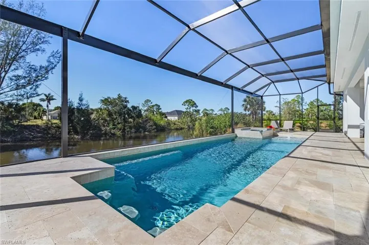 4337 Ne 9th Ct, Cape Coral, Florida 33909