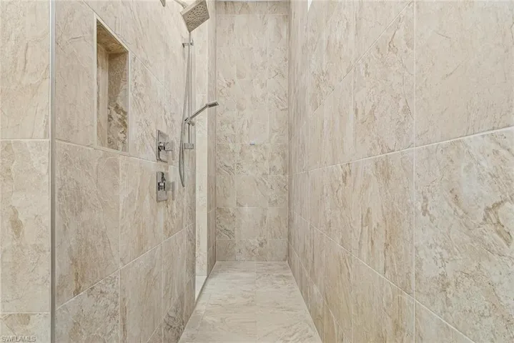 4337 Ne 9th Ct, Cape Coral, Florida 33909