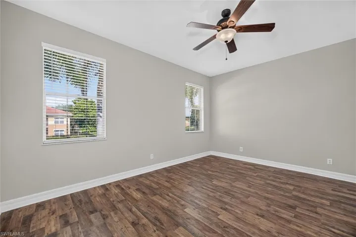 8521 Oakshade Cir 422, Fort Myers, Florida 33919