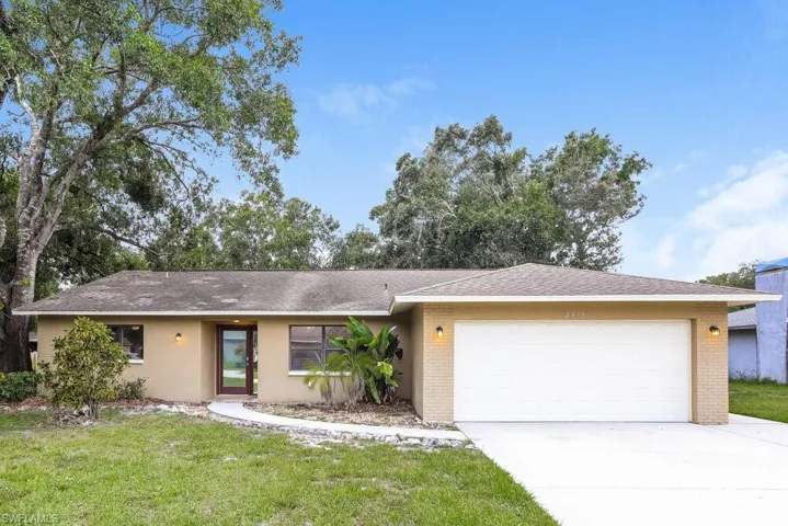 2473 Guthrie Cir, Sarasota, Florida 34235