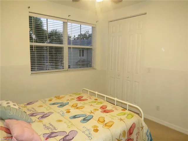 Lanai with a ceiling fan