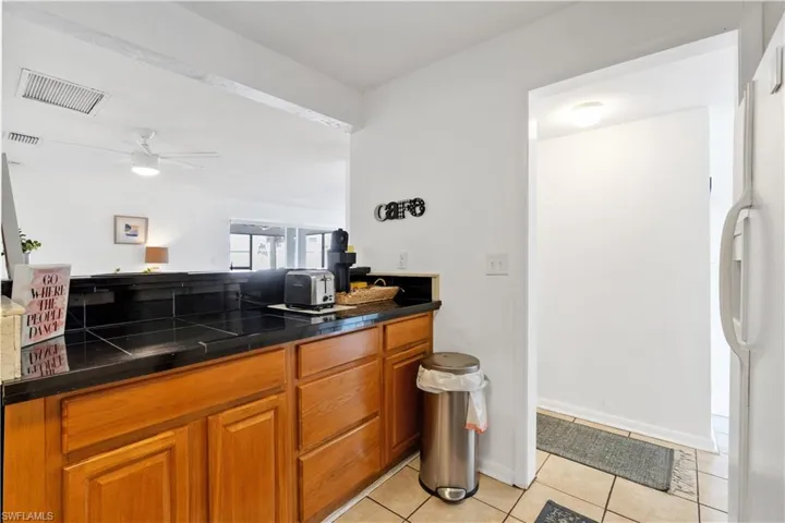 4353 Country Club Blvd B, Cape Coral, Florida 33904