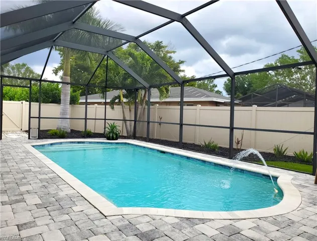 Pool to Side Entry Gate