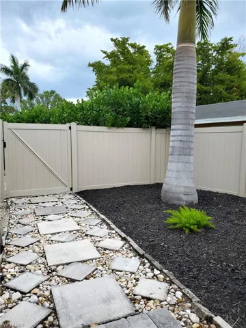 Back Yard Access Gate