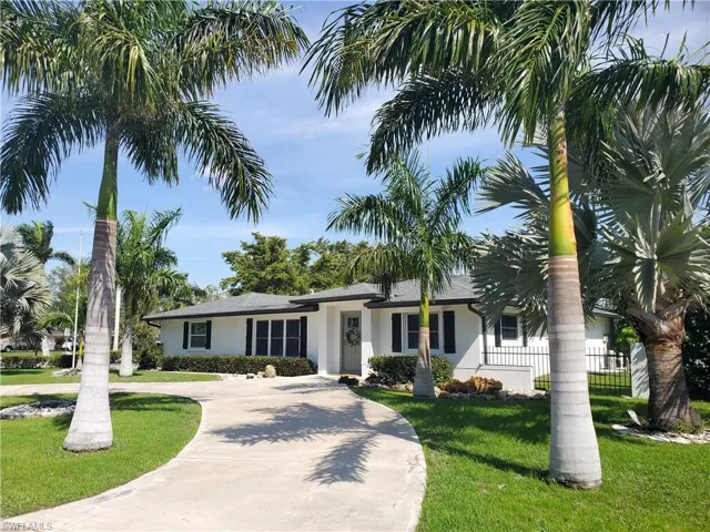 Front Elevation Left