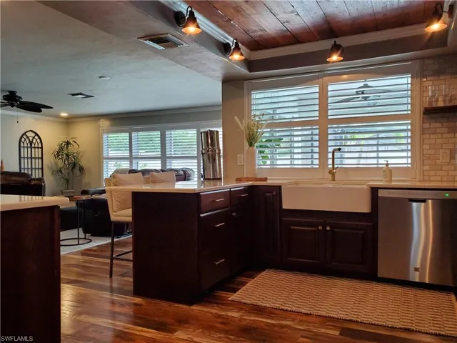 Kitchen to Family Room