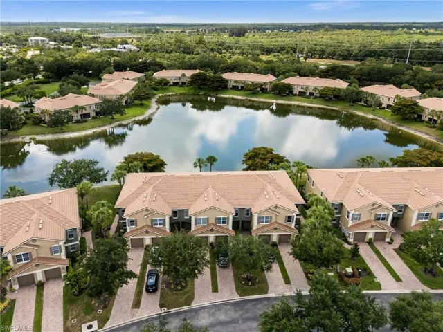 3231 Cottonwood Bend 301, Fort Myers, Florida 33905