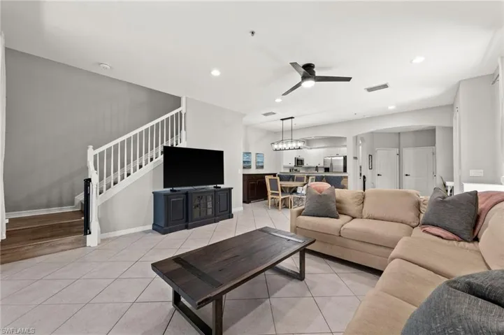 3231 Cottonwood Bend 301, Fort Myers, Florida 33905