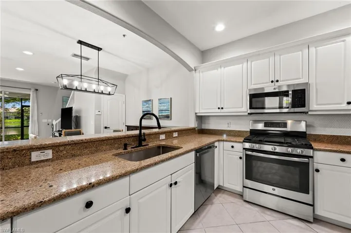 3231 Cottonwood Bend 301, Fort Myers, Florida 33905