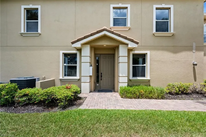3231 Cottonwood Bend 301, Fort Myers, Florida 33905