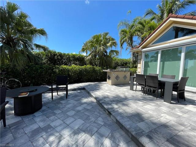 4721  Chariot  CT, NAPLES, FL 34114