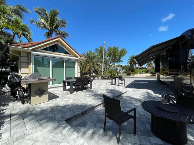 4721  Chariot  CT, NAPLES, FL 34114
