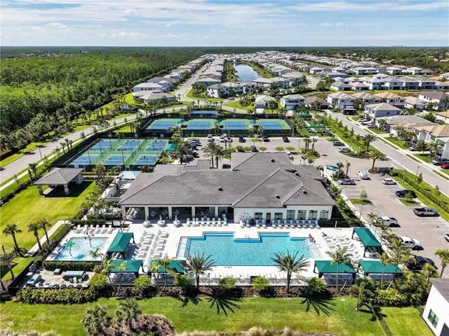 12779 Woodbury Dr, Estero, Florida 33928