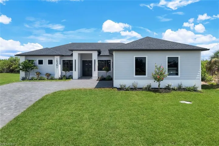 15301 Acorn Cir, Port Charlotte, Florida 33981