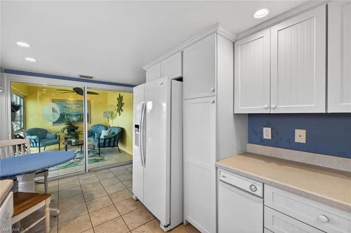 6844 Sandtrap Dr 2, Fort Myers, Florida 33919