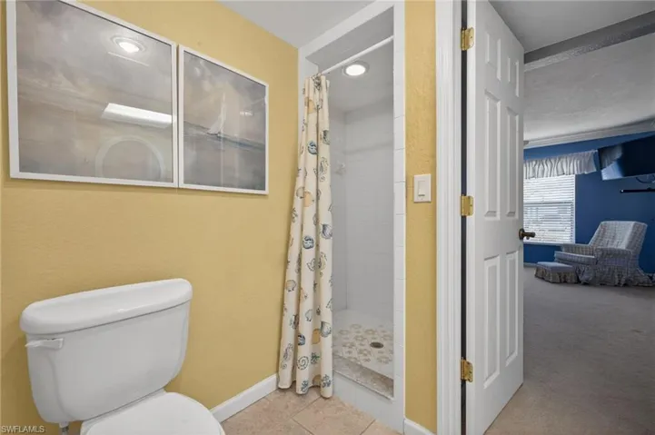 6844 Sandtrap Dr 2, Fort Myers, Florida 33919