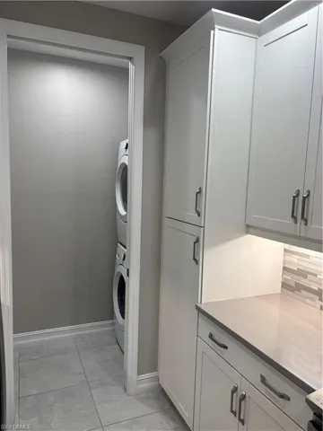 7608  Morgan  WAY, Naples, FL 34119