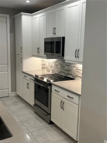 7608  Morgan  WAY, Naples, FL 34119
