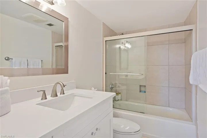 2900 Gulf Shore Blvd N # 102, Naples Fl 34103