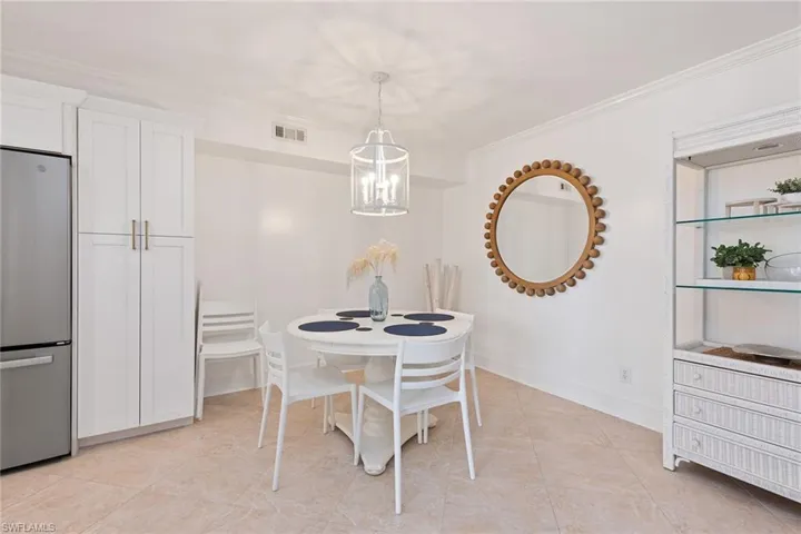 2900 Gulf Shore Blvd N # 102, Naples Fl 34103