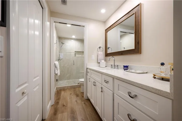 Perfectly updated primary bath