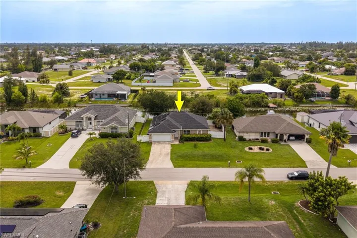 1418 Sw 11th Pl, Cape Coral, Florida 33991