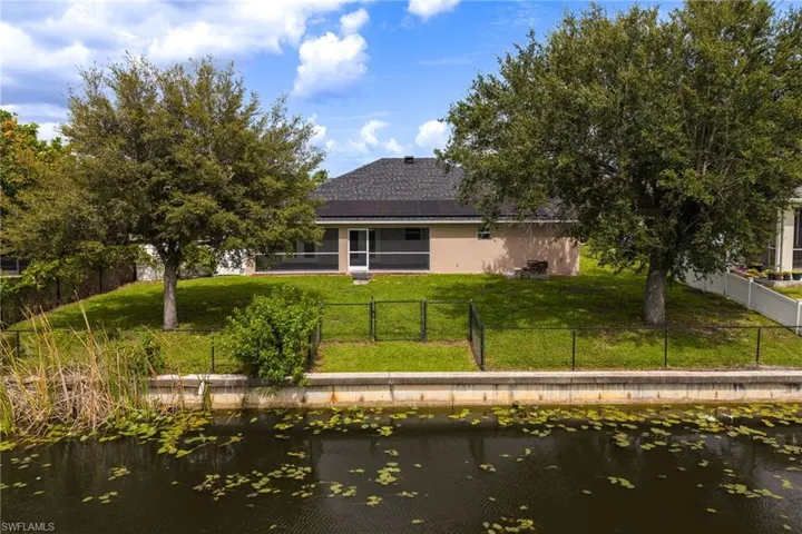 1418 Sw 11th Pl, Cape Coral, Florida 33991