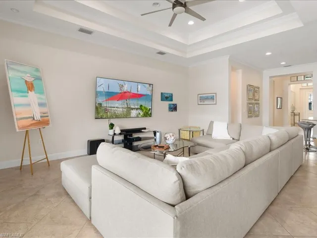 5069 Tortola Ct, Naples, Florida 34113