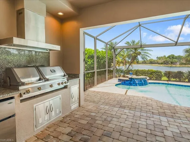 5069 Tortola Ct, Naples, Florida 34113