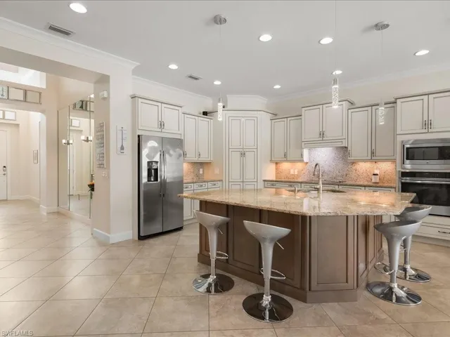 Large kitchen and pantry