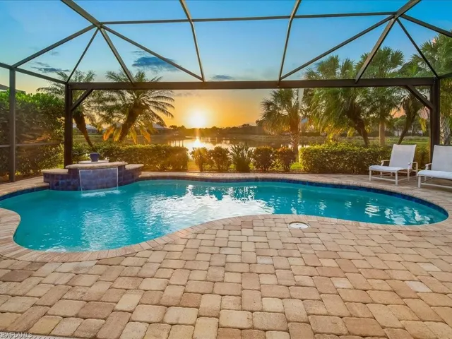 5069  Tortola  CT, Naples, FL 34113