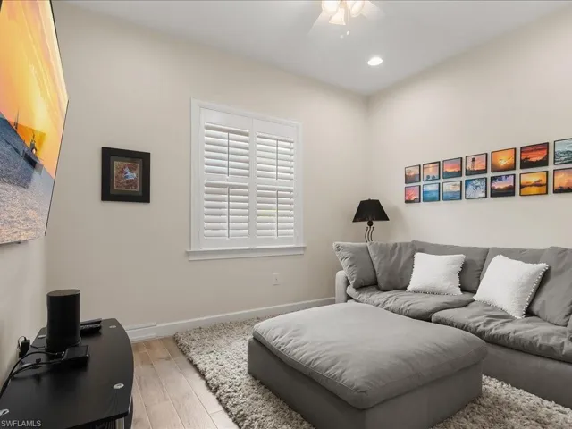 5069 Tortola Ct, Naples, Florida 34113