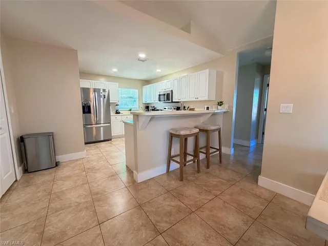 2937 Sw 8th Pl, Cape Coral, Florida 33914