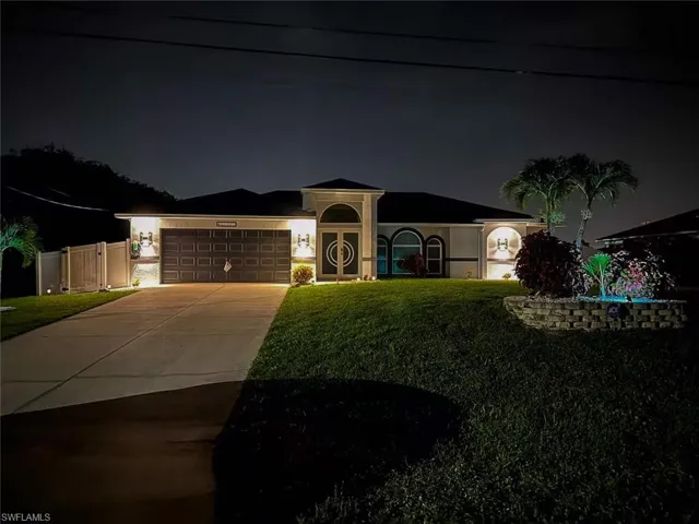2937 Sw 8th Pl, Cape Coral, Florida 33914