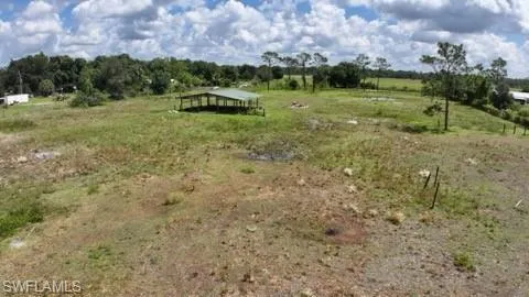 1667  Summerall  RD, Labelle, FL 33935