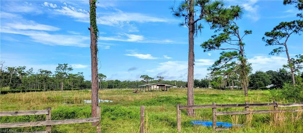 1667  Summerall  RD, Labelle, FL 33935