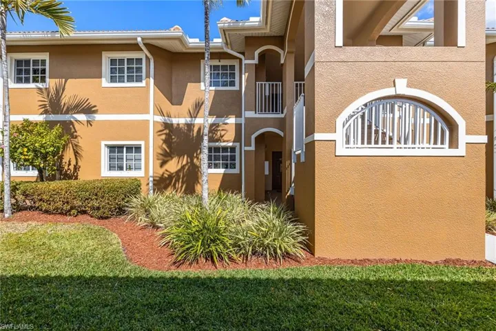 1113  Winding Pines  CIR, Cape Coral, FL 33909