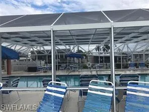RECENTLY RENOVATED POOL. ENOY THE POOL, SUNSET, HAPPY HOURS, LUAU PARTIES, KARAOKE, WATER AEROBICS AND FRIENDS.