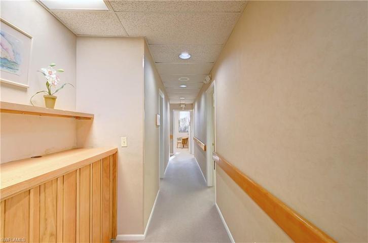 Right Hallway