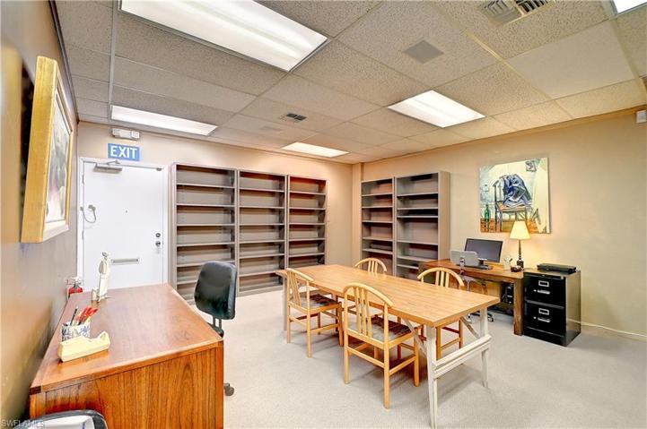 Break or multipurpose room