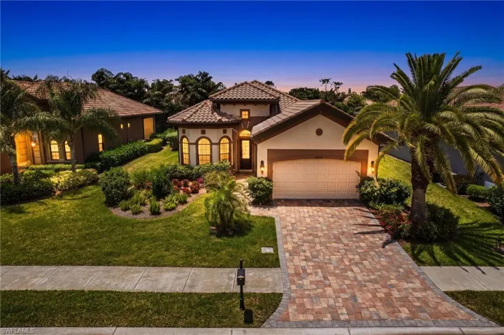 15910  Secoya Reserve  CIR, Naples, FL 34110